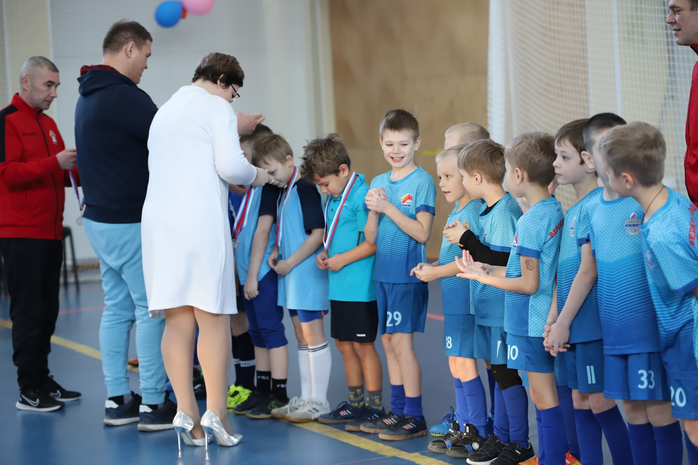 Награждение детских команд по мини-футболу